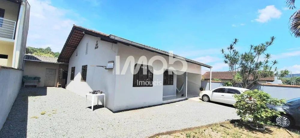 Casa, 4 quartos, 160 m² - Foto 1