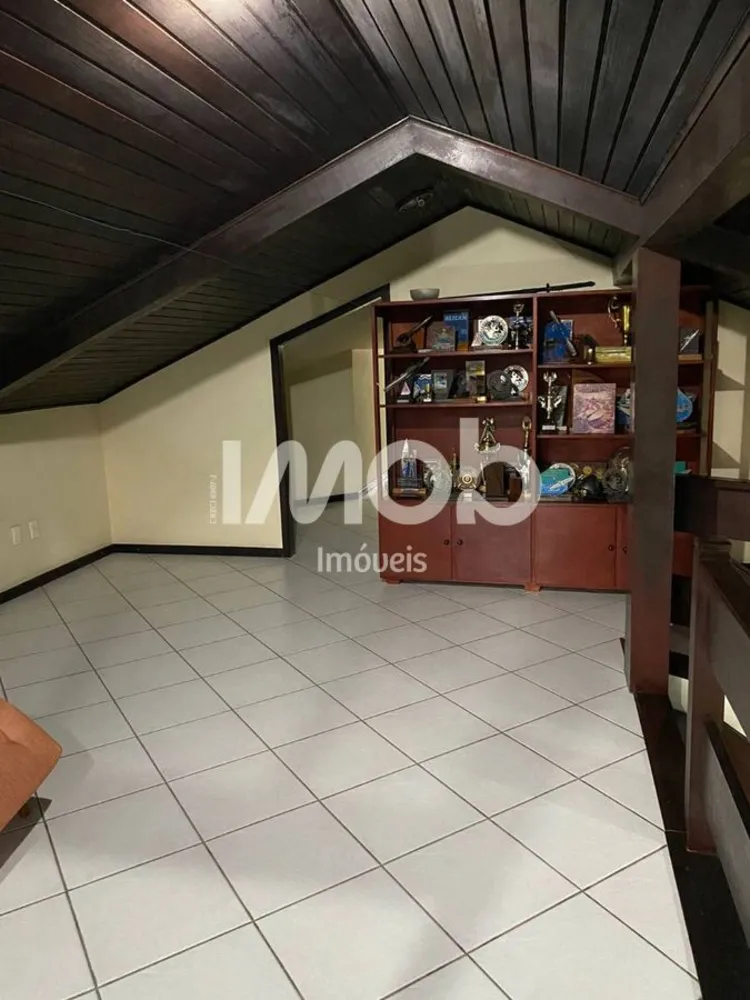 Casa, 4 quartos, 220 m² - Foto 9