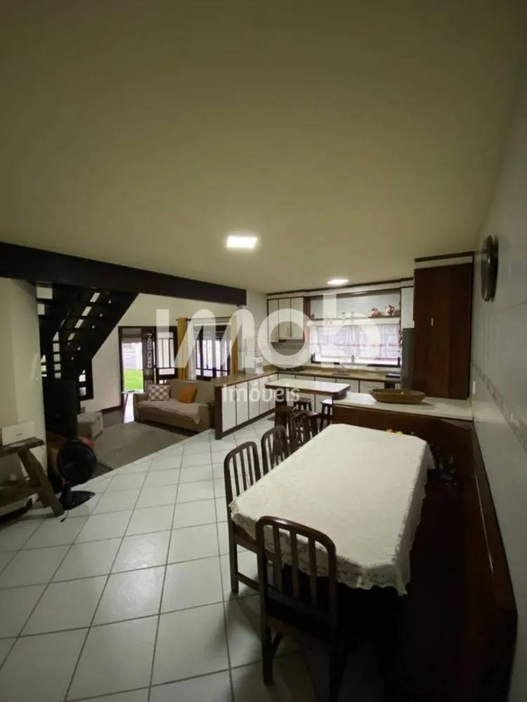 Casa, 4 quartos, 220 m² - Foto 7