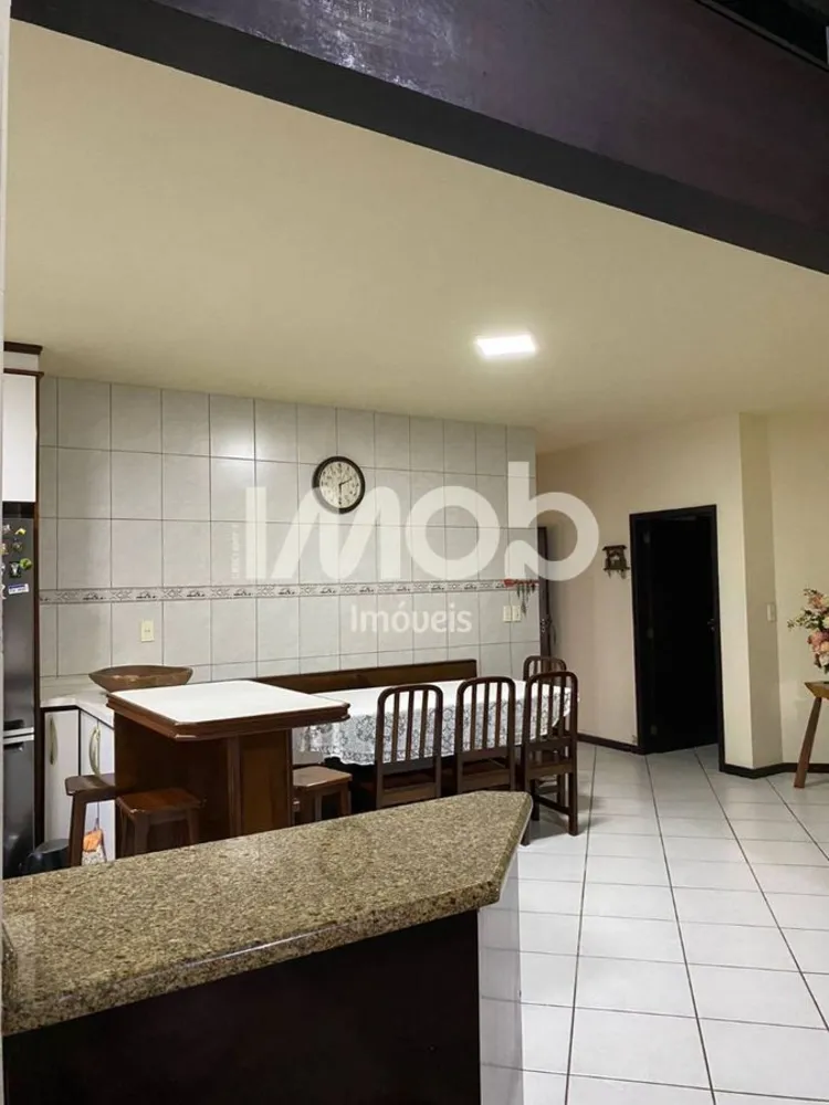Casa, 4 quartos, 220 m² - Foto 8