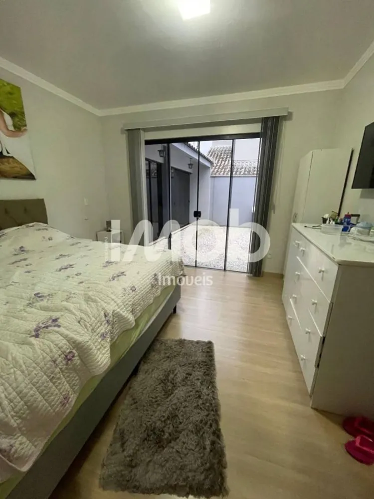 Casa, 3 quartos, 196 m² - Foto 5