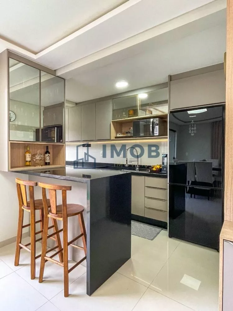 Casa à venda com 3 quartos, 131m² - Foto 6