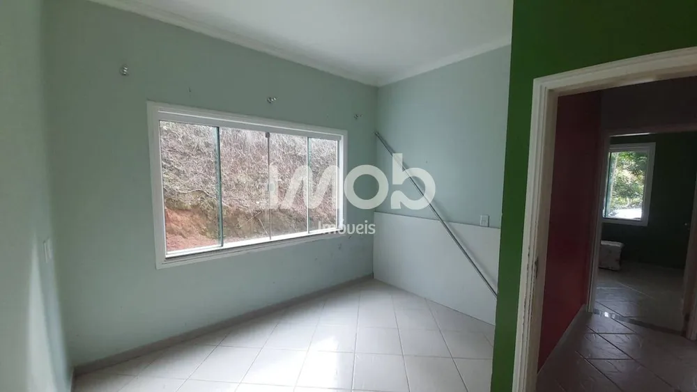 Casa, 3 quartos, 300 m² - Foto 11