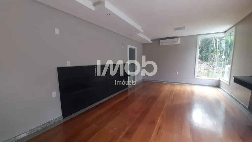 Casa, 3 quartos, 300 m² - Foto 12