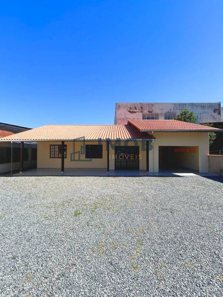 Casa à venda com 3 quartos, 132m² - Foto 2