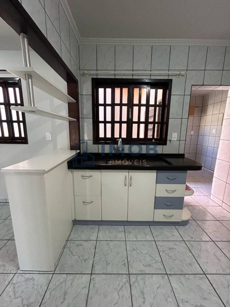 Casa à venda com 3 quartos, 132m² - Foto 13