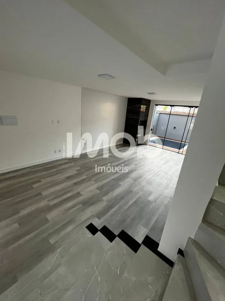 Casa, 3 quartos, 187 m² - Foto 3