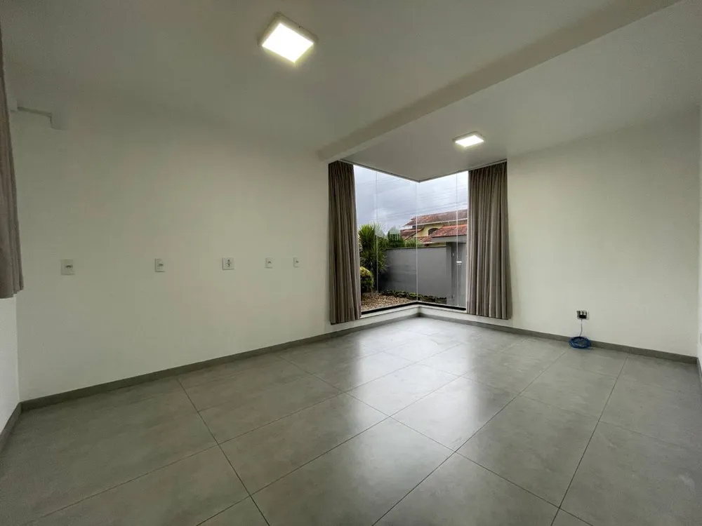 Casa, 5 quartos, 300 m² - Foto 13