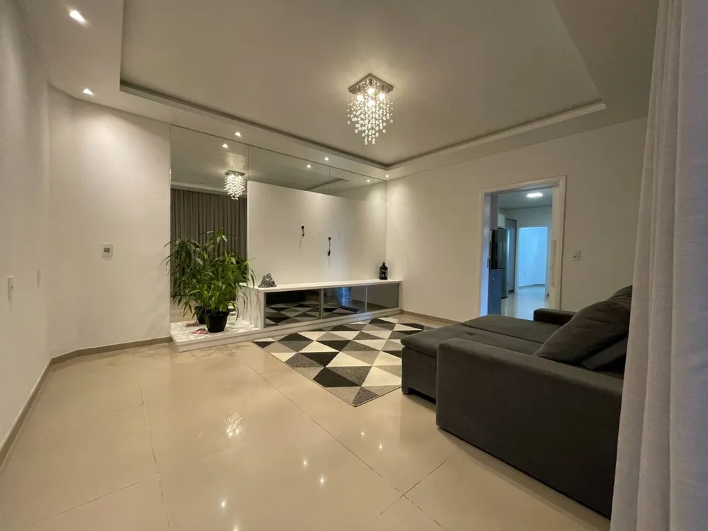 Casa, 5 quartos, 300 m² - Foto 4