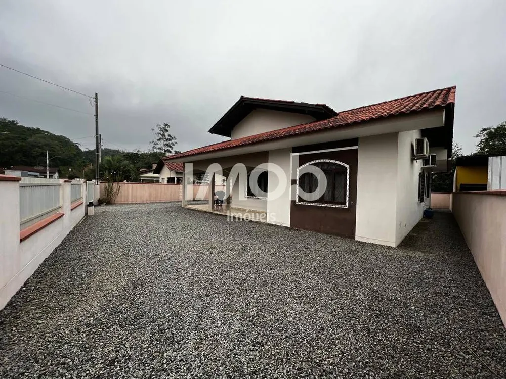 Casa, 3 quartos, 143 m² - Foto 2