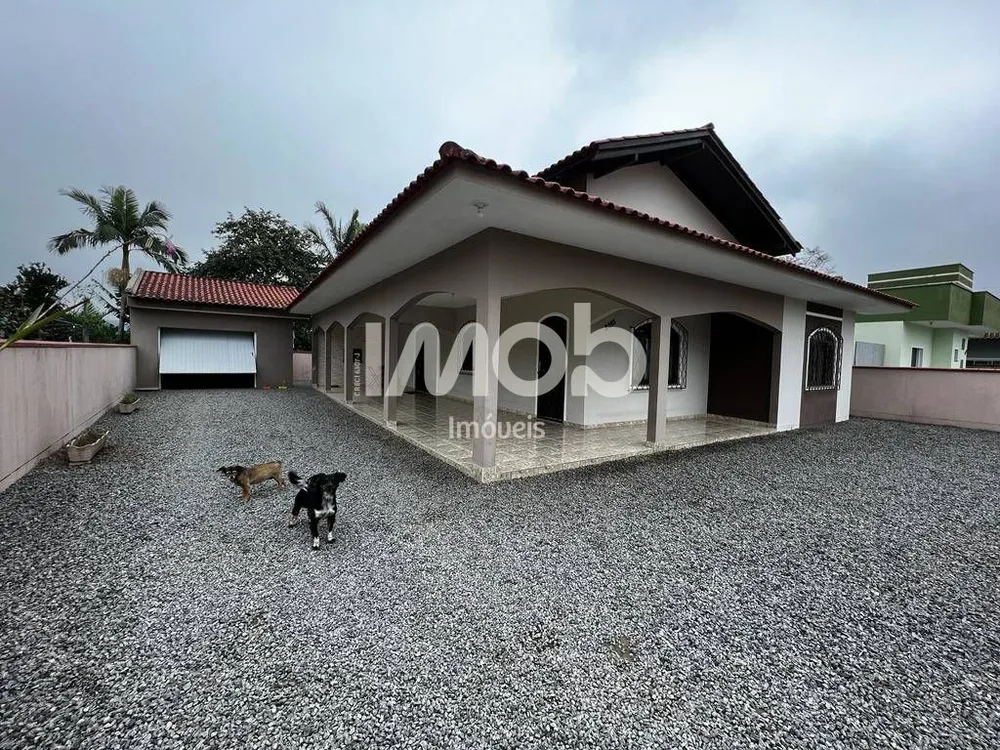 Casa, 3 quartos, 143 m² - Foto 1