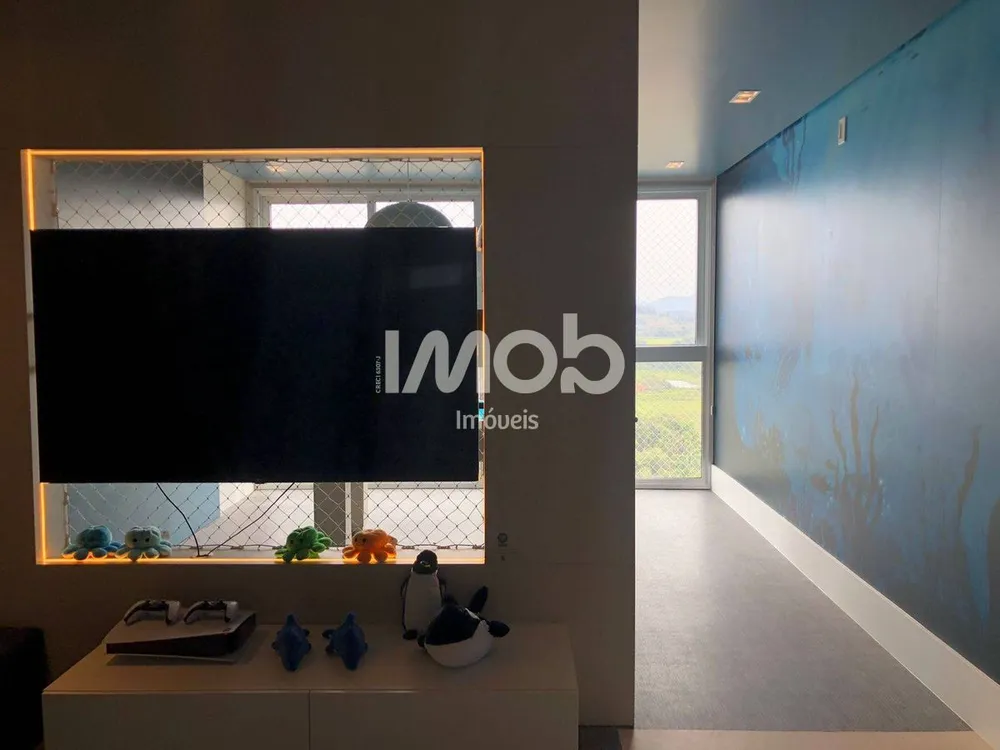 Apartamento, 3 quartos, 280 m² - Foto 1