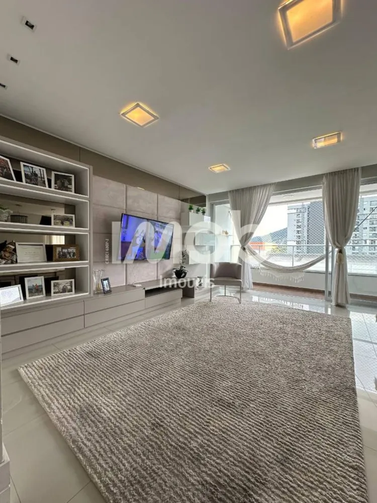 Apartamento, 3 quartos, 182 m² - Foto 1