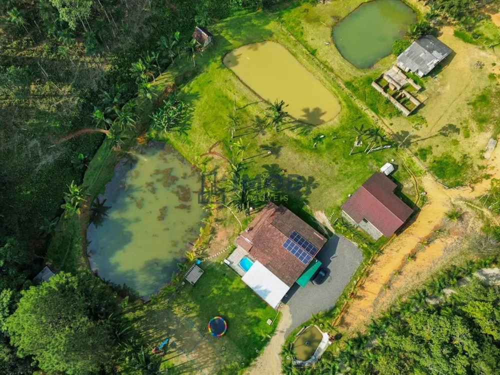 Fazenda à venda com 3 quartos, 2000000m² - Foto 1