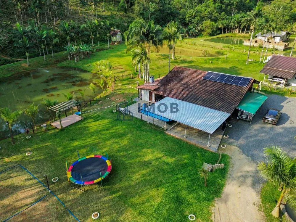 Fazenda à venda com 3 quartos, 2000000m² - Foto 2