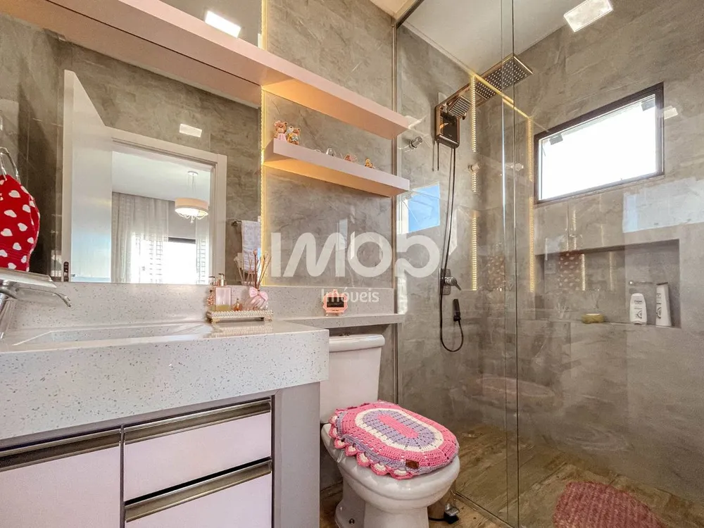 Casa, 3 quartos, 228 m² - Foto 8