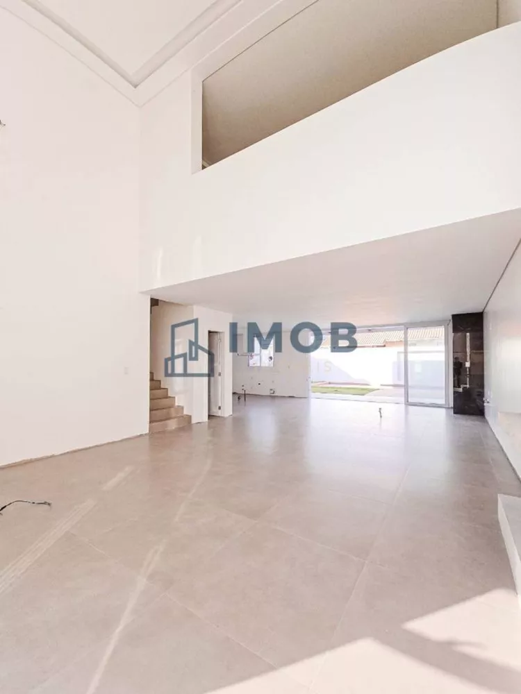 Casa à venda com 3 quartos, 337m² - Foto 5