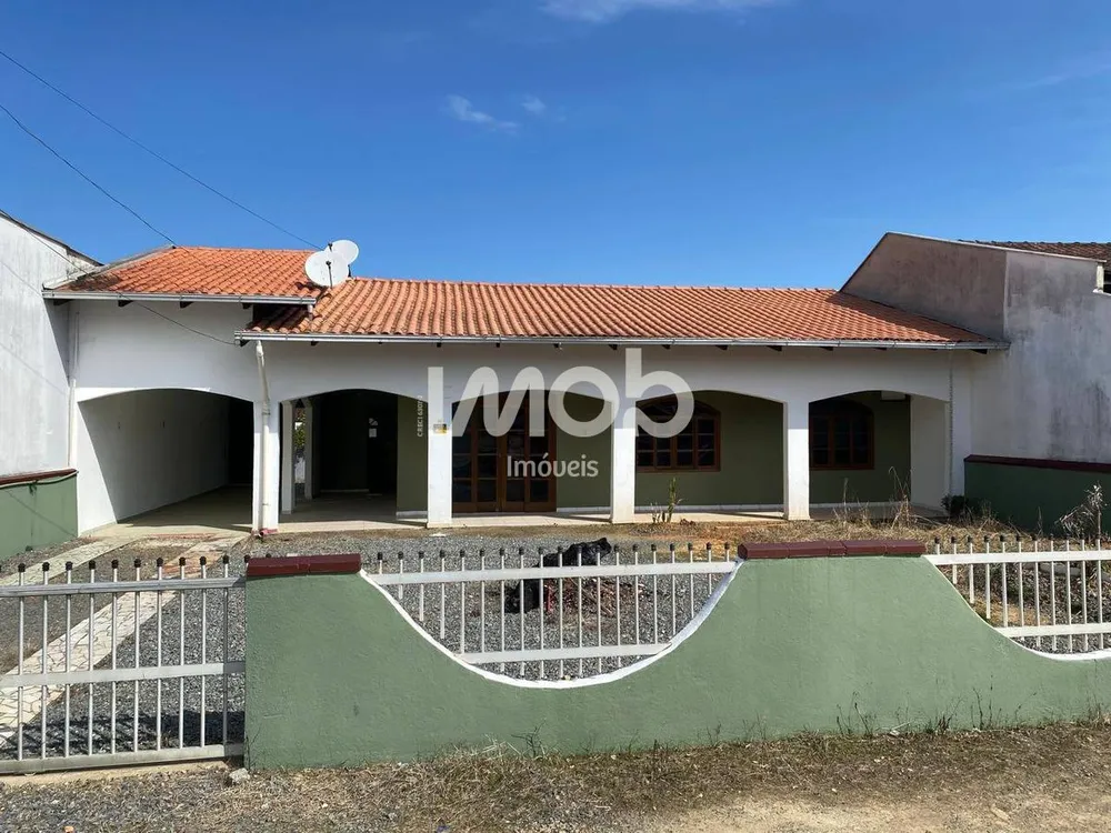 Casa, 3 quartos, 135 m² - Foto 1