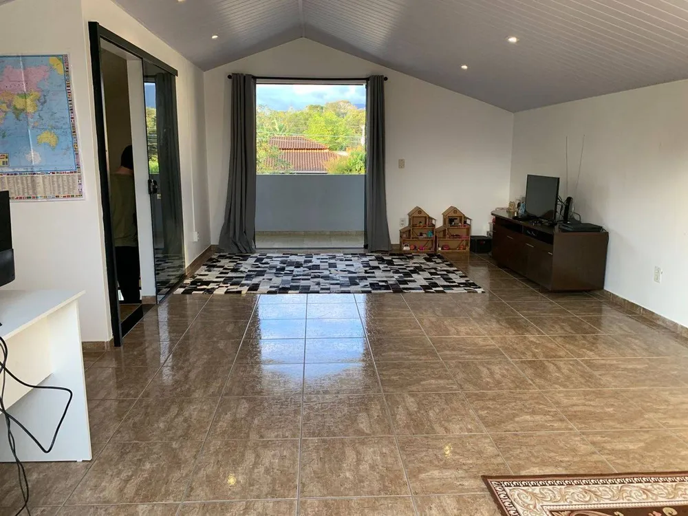 Casa, 3 quartos, 220 m² - Foto 3