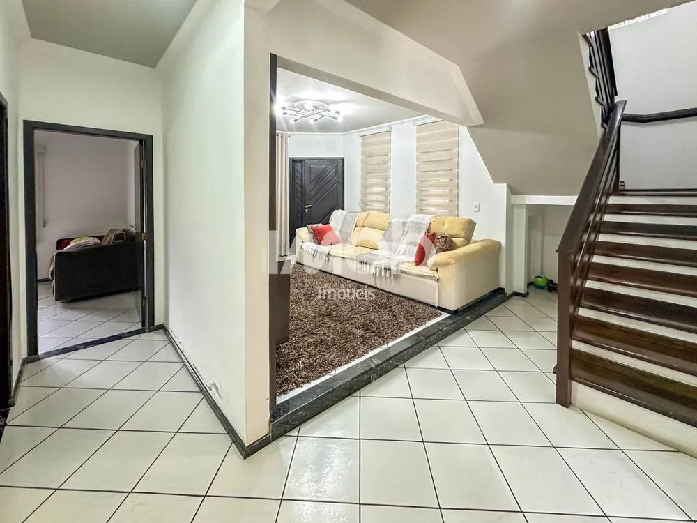 Casa, 4 quartos, 241 m² - Foto 5