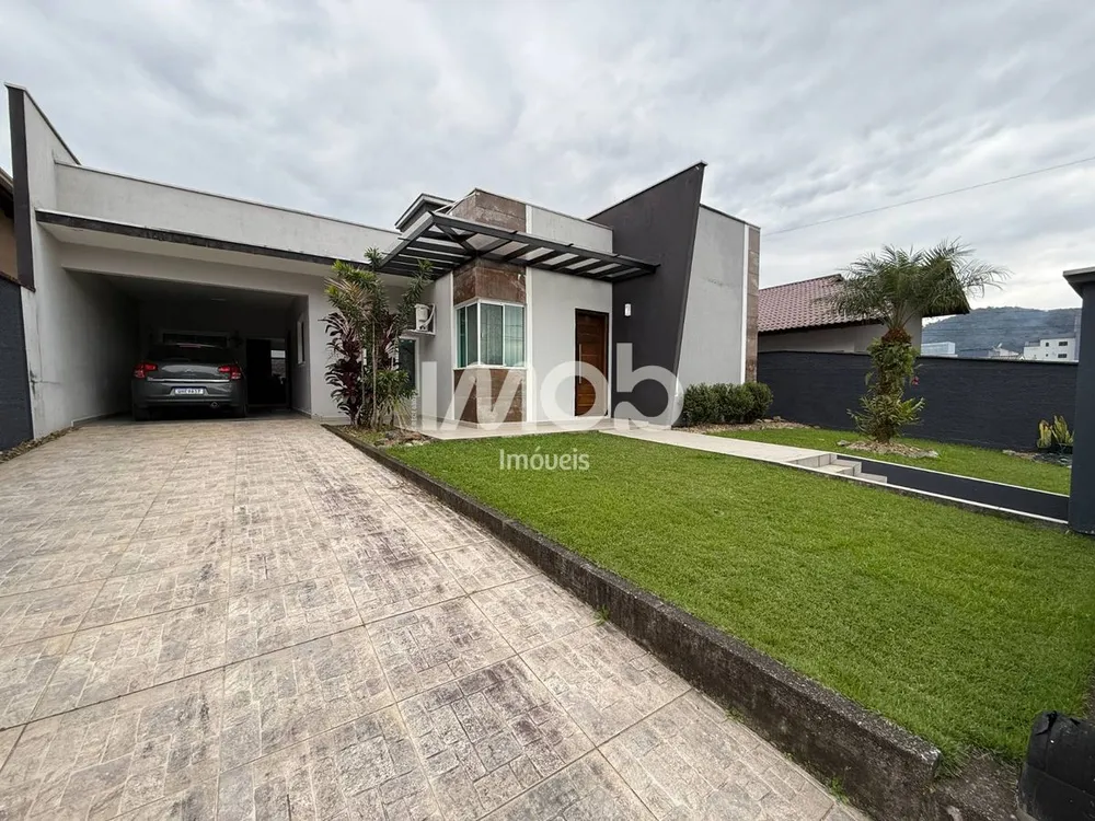 Casa, 3 quartos, 159 m² - Foto 1
