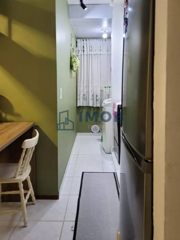 Apartamento à venda com 2 quartos, 42m² - Foto 1