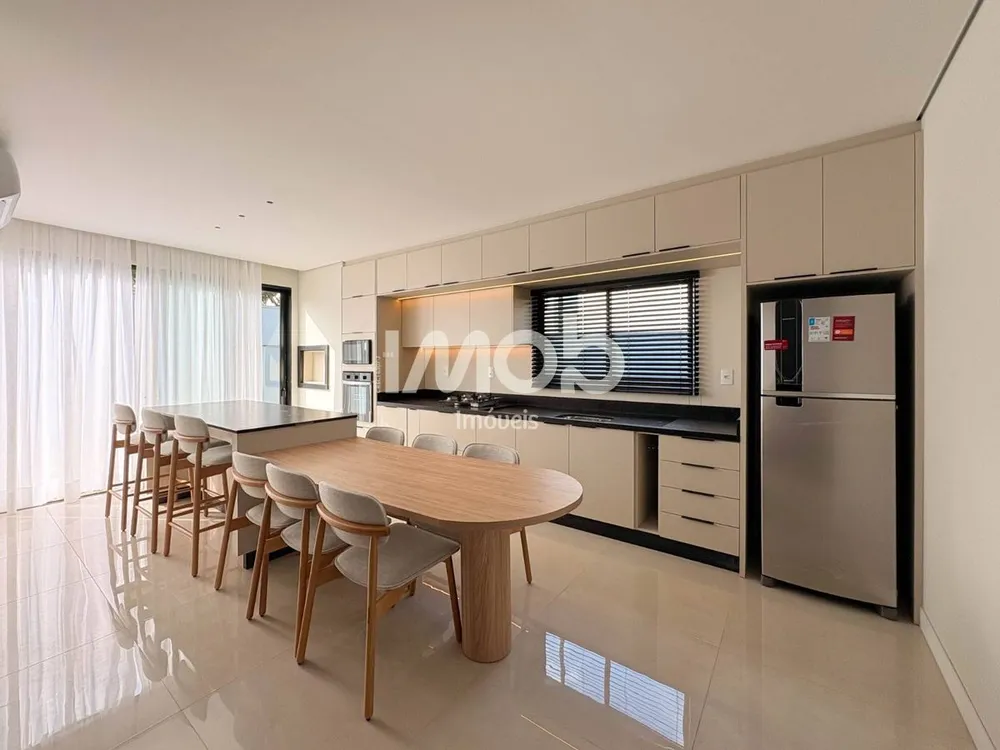Casa, 3 quartos, 178 m² - Foto 3