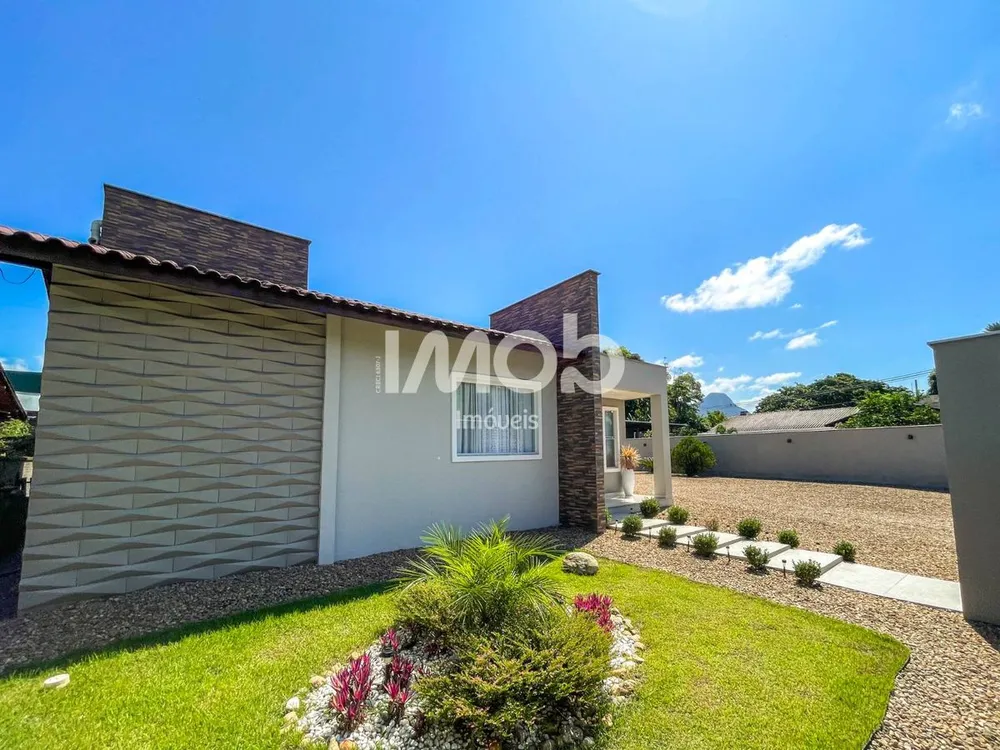 Casa, 3 quartos, 198 m² - Foto 2