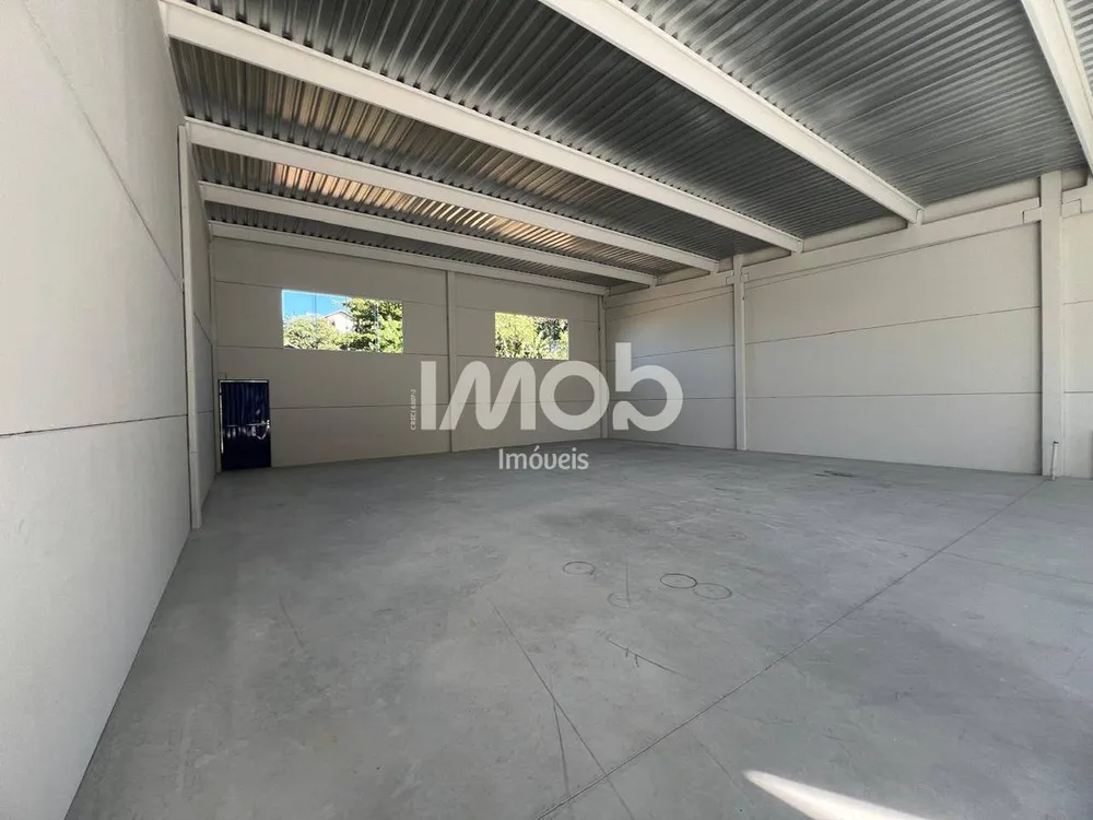 Depósito-Galpão, 220 m² - Foto 1