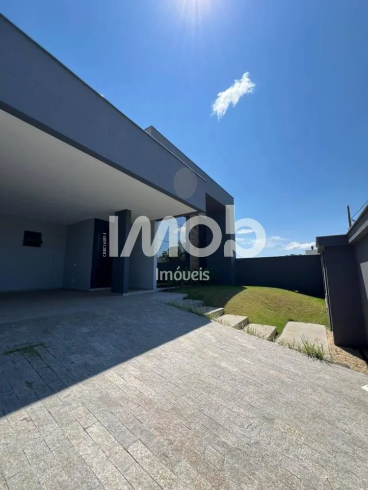Casa, 3 quartos, 242 m² - Foto 3