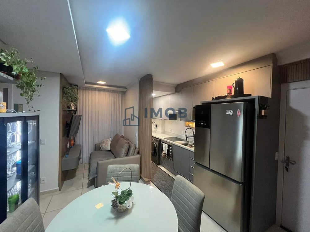 Apartamento à venda com 2 quartos, 47m² - Foto 3