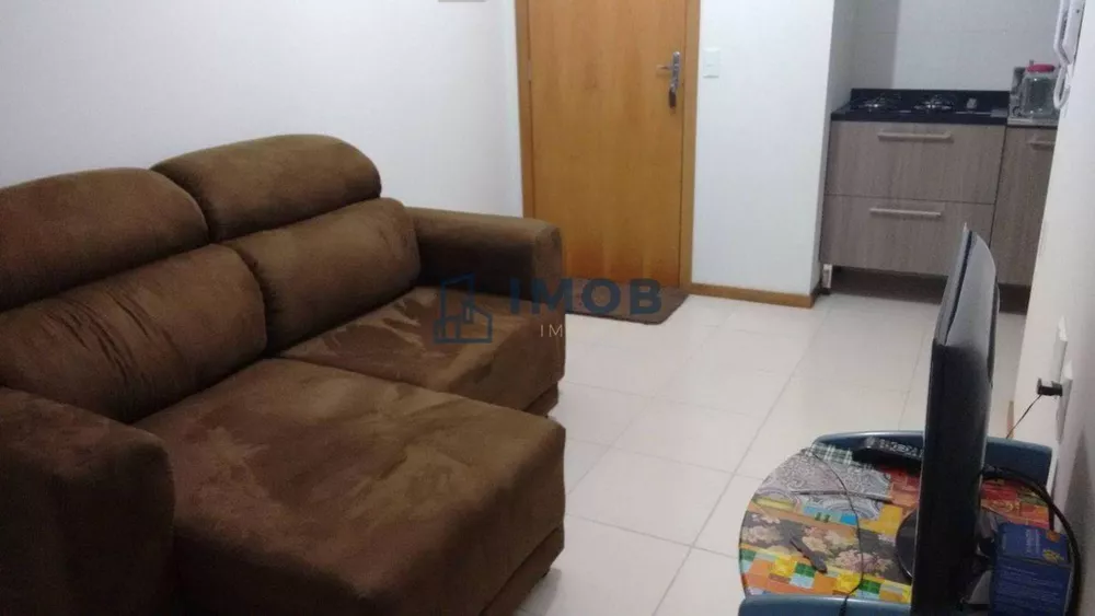 Apartamento à venda com 2 quartos, 40m² - Foto 2