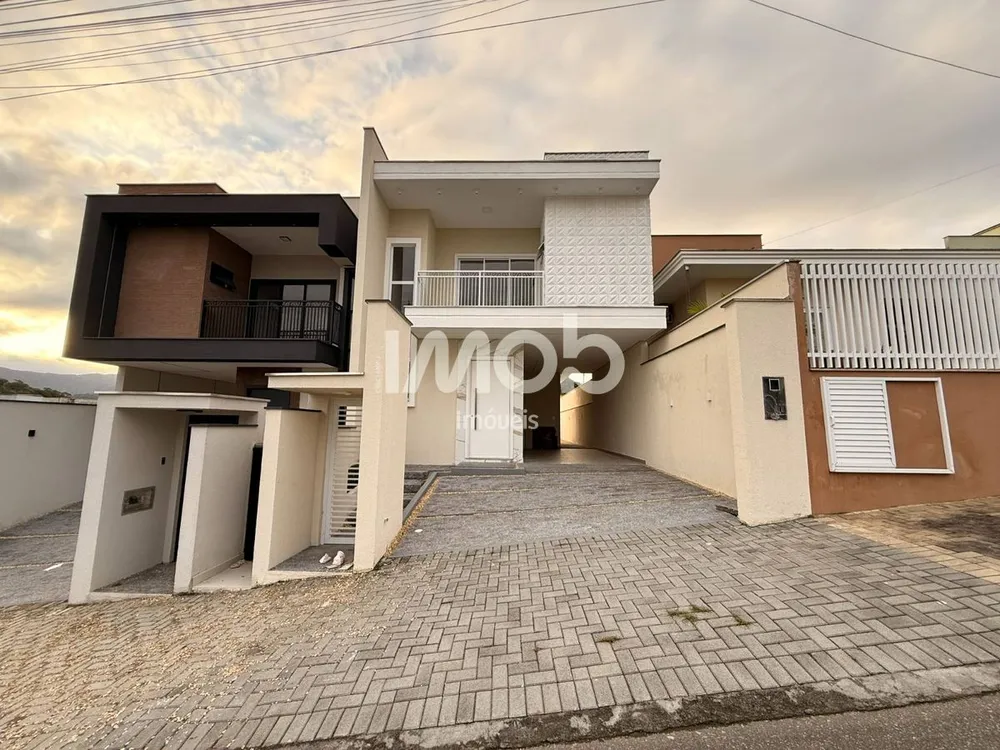 Casa, 3 quartos, 142 m² - Foto 3
