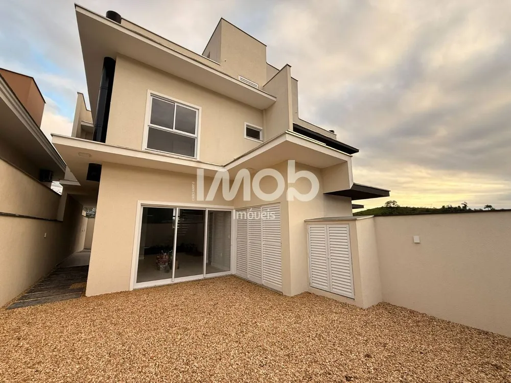Casa, 3 quartos, 142 m² - Foto 8