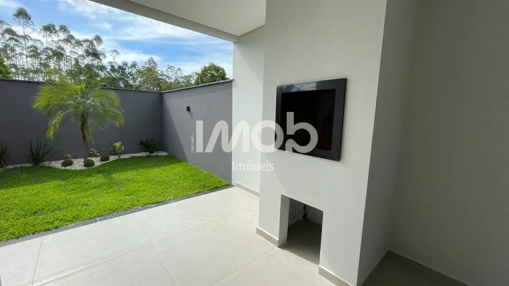 Casa, 3 quartos, 129 m² - Foto 1