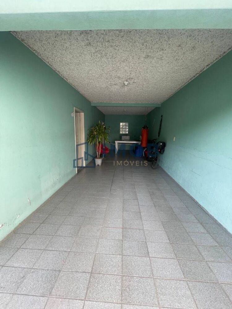Casa à venda com 3 quartos, 100m² - Foto 3