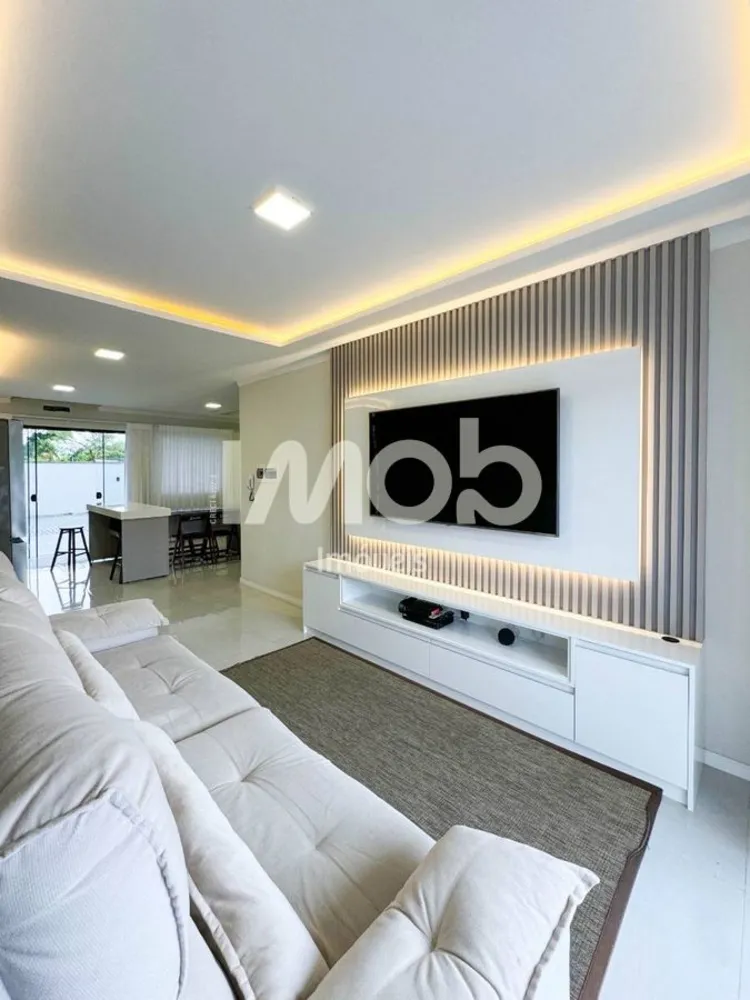 Casa, 3 quartos, 148 m² - Foto 2