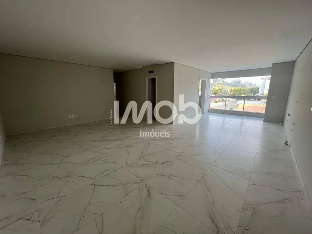 Apartamento, 3 quartos, 121 m² - Foto 1