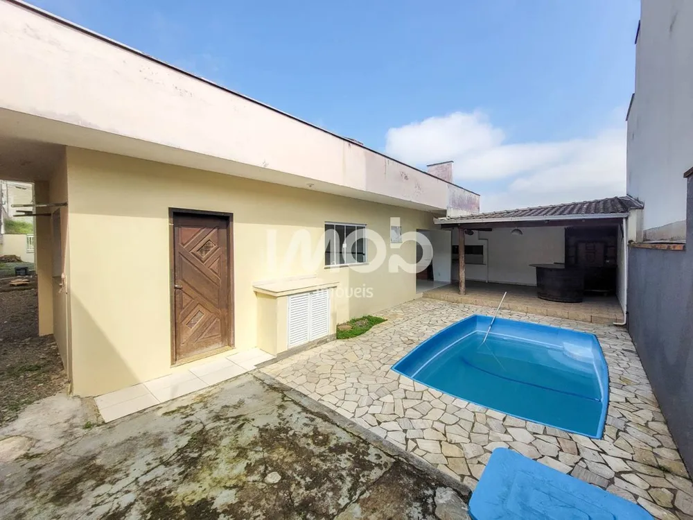 Casa, 3 quartos, 215 m² - Foto 3