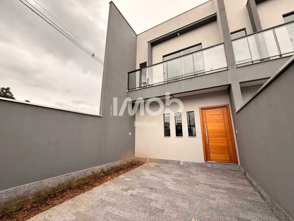 Casa, 3 quartos, 127 m² - Foto 1