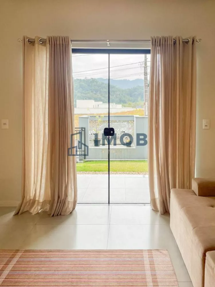 Casa à venda com 3 quartos, 153m² - Foto 3