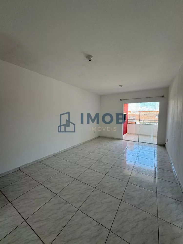 Apartamento à venda com 2 quartos, 70m² - Foto 5