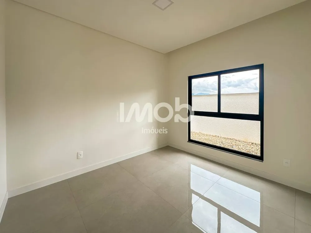 Casa, 3 quartos, 197 m² - Foto 3