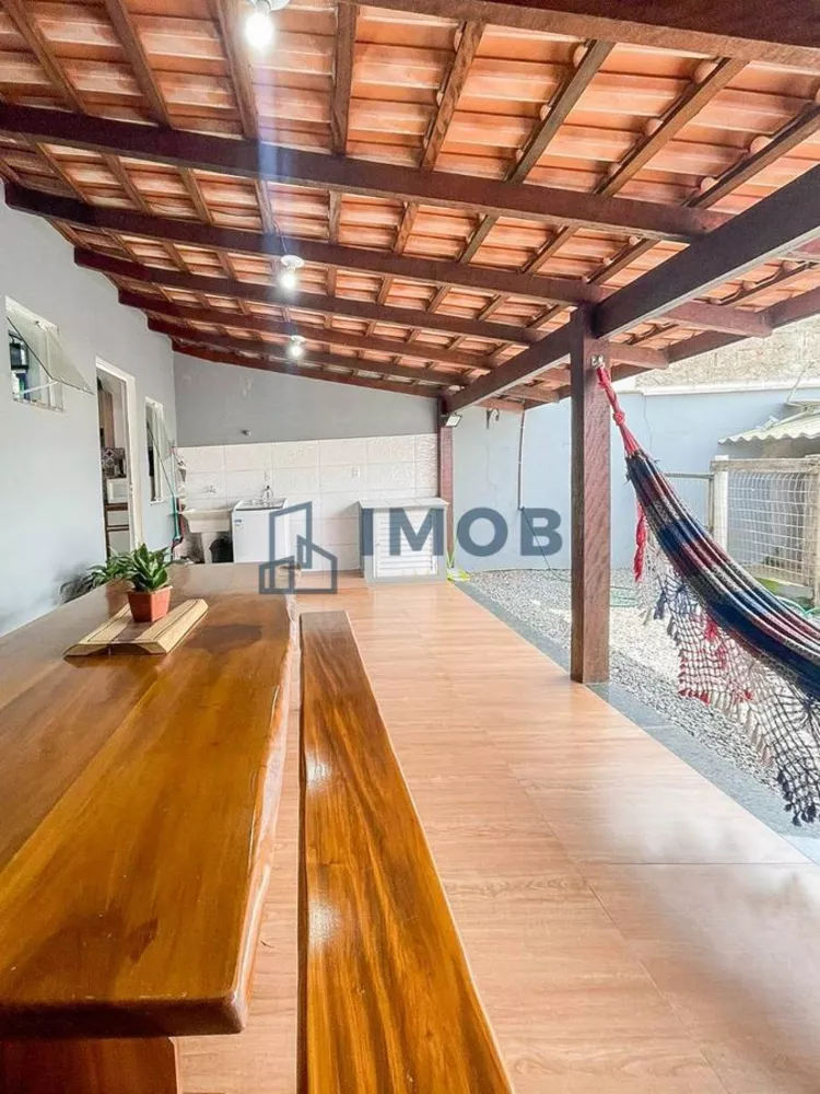 Casa à venda com 2 quartos, 55m² - Foto 7