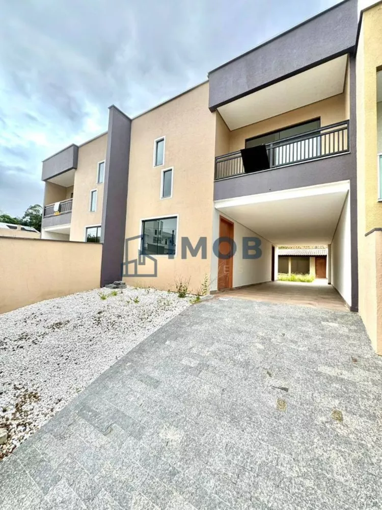 Casa à venda com 2 quartos, 135m² - Foto 1