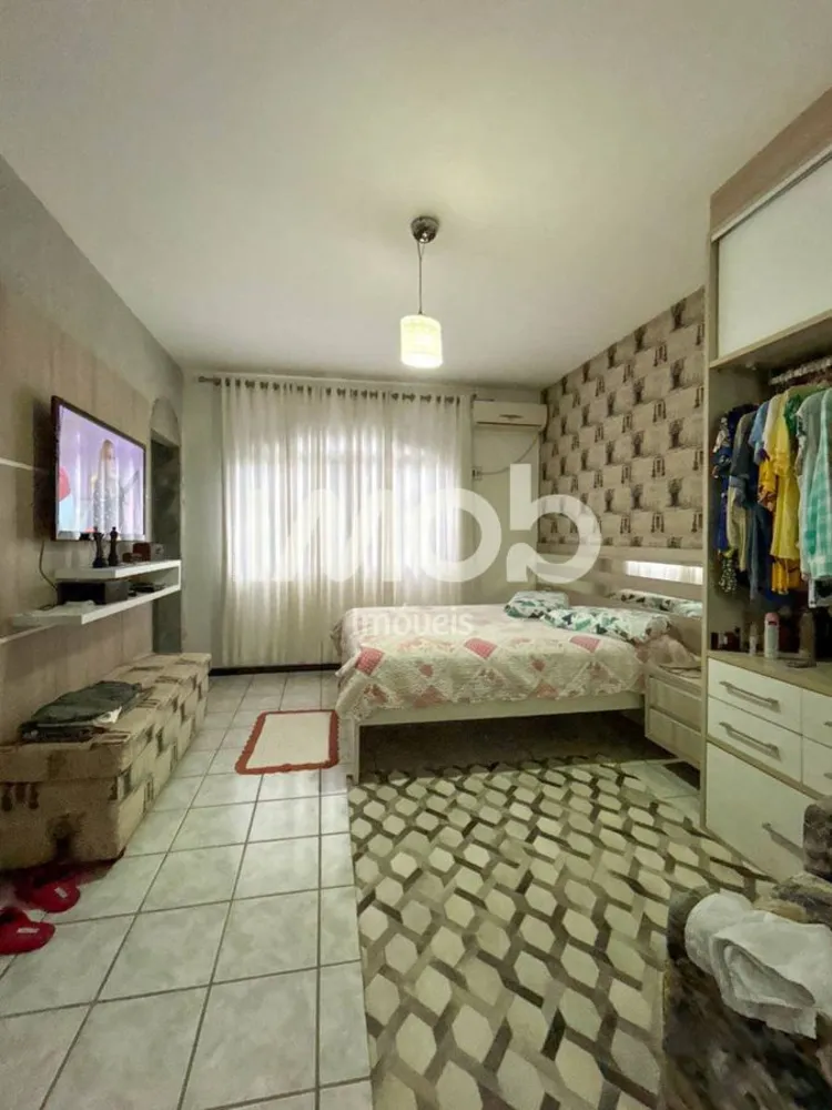 Casa, 3 quartos, 220 m² - Foto 11
