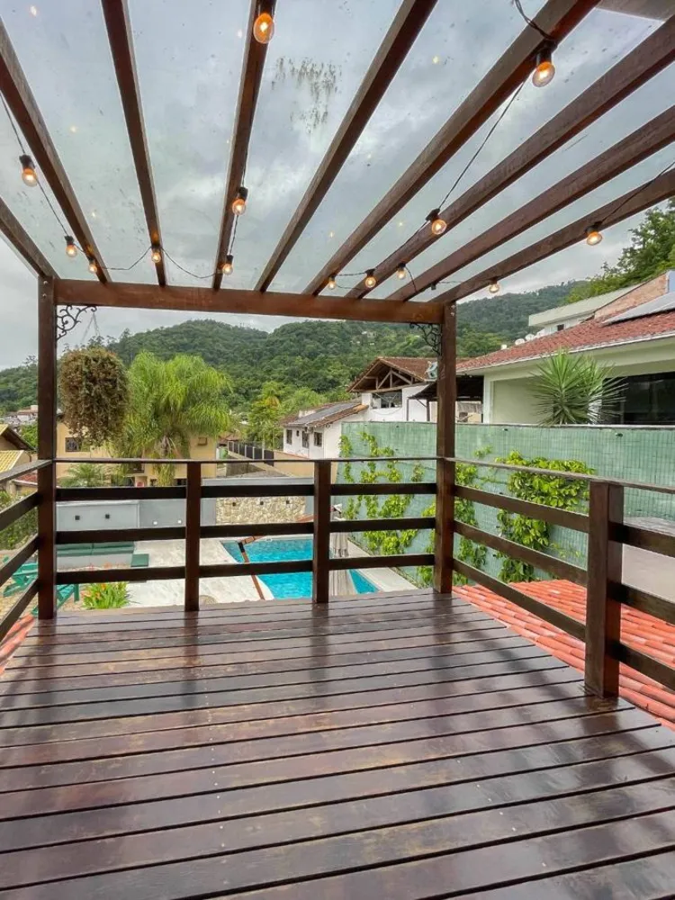 Casa, 4 quartos, 240 m² - Foto 11