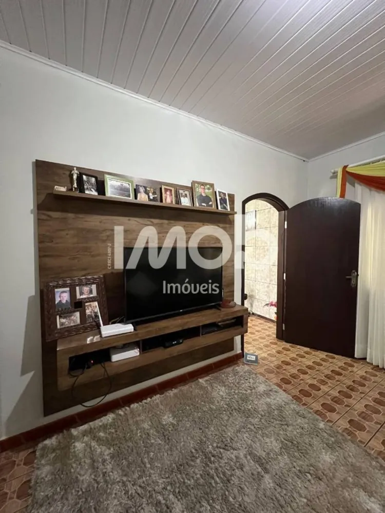 Casa, 4 quartos, 248 m² - Foto 3