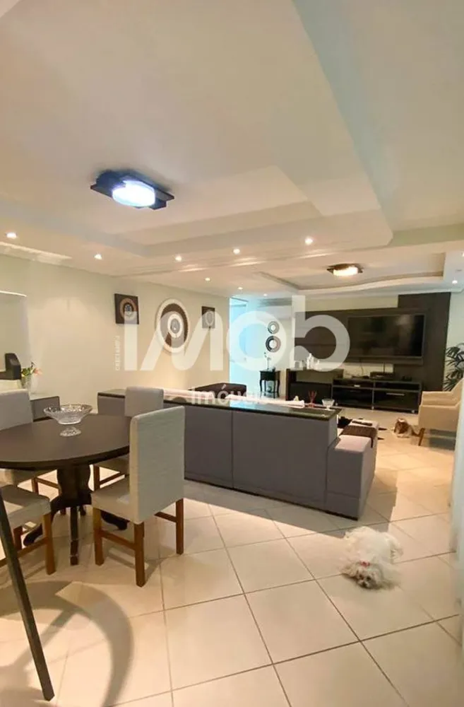 Casa, 3 quartos, 353 m² - Foto 1