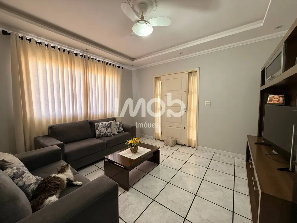 Casa, 4 quartos, 224 m² - Foto 5